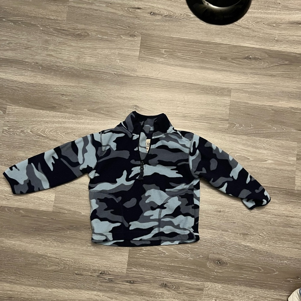 Old navy  2T pullover
